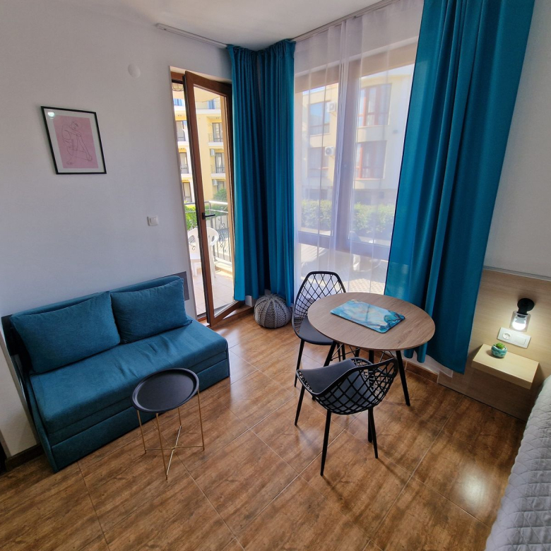 Студия в комплексе Royal Bay