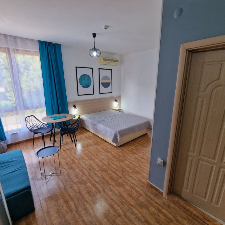 Студия в комплексе Royal Bay