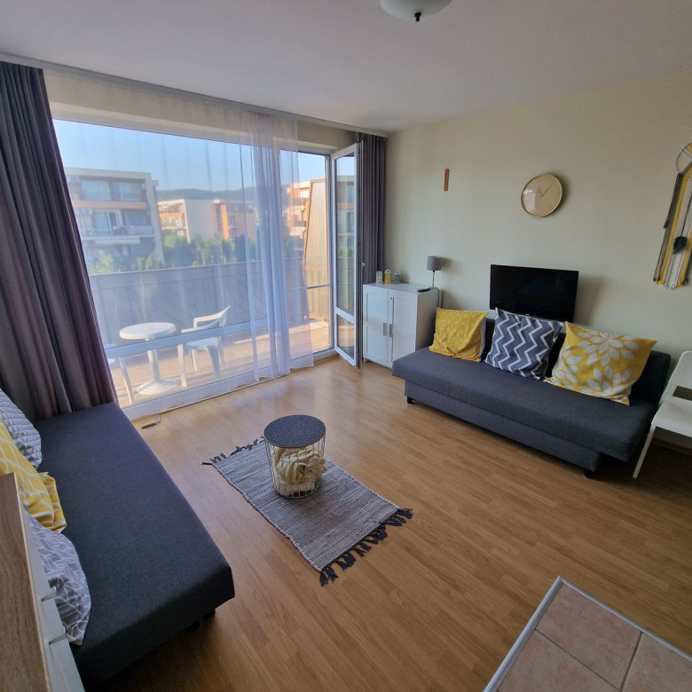 Студия в комплексе Orchidea Fort Garden