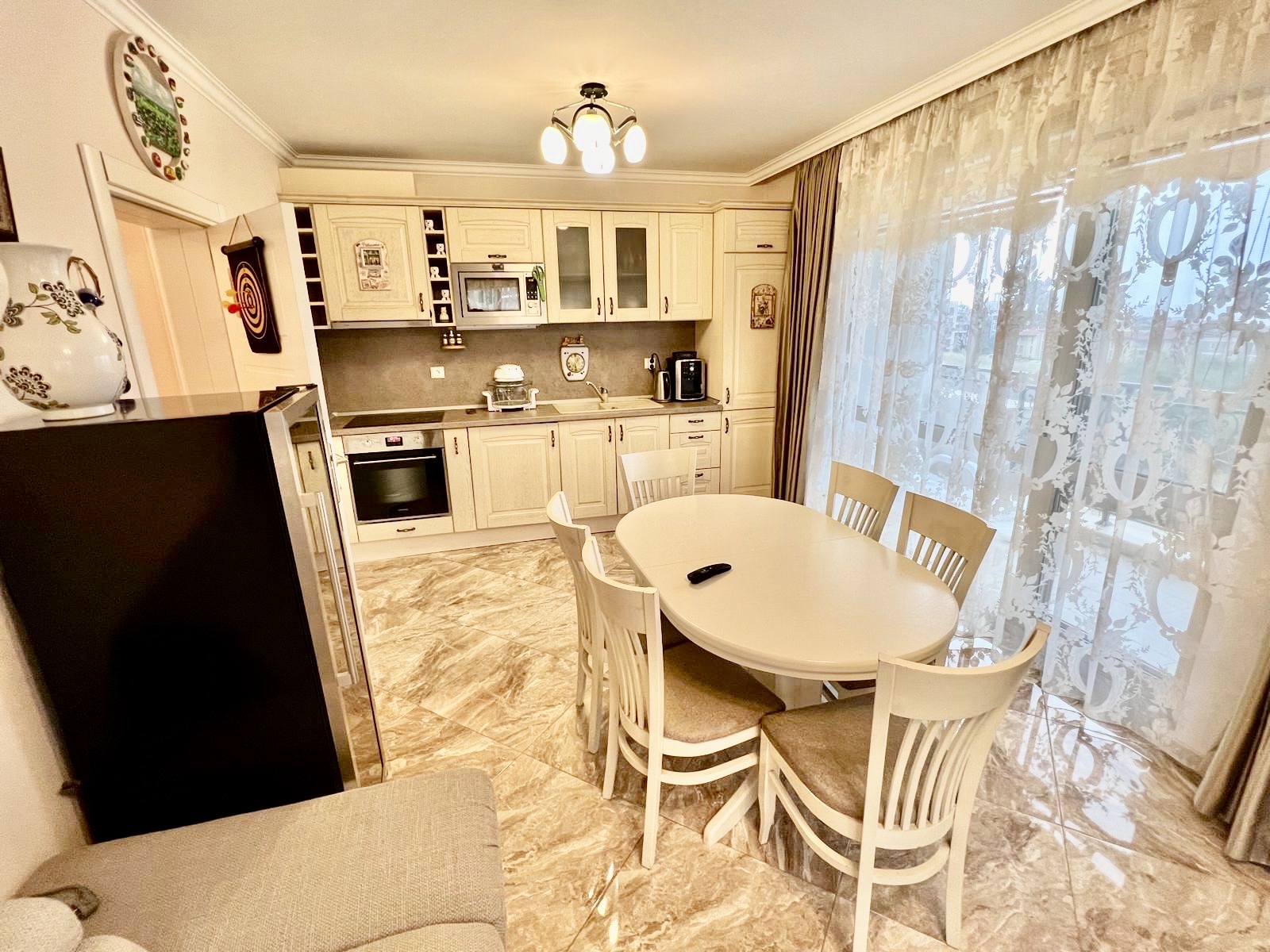Трехкомнатная квартира в к-с Villa Florence