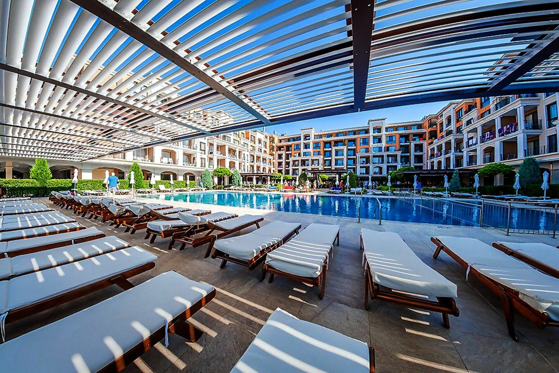 Двухкомнатная квартира в комплексе Premier Fort Beach