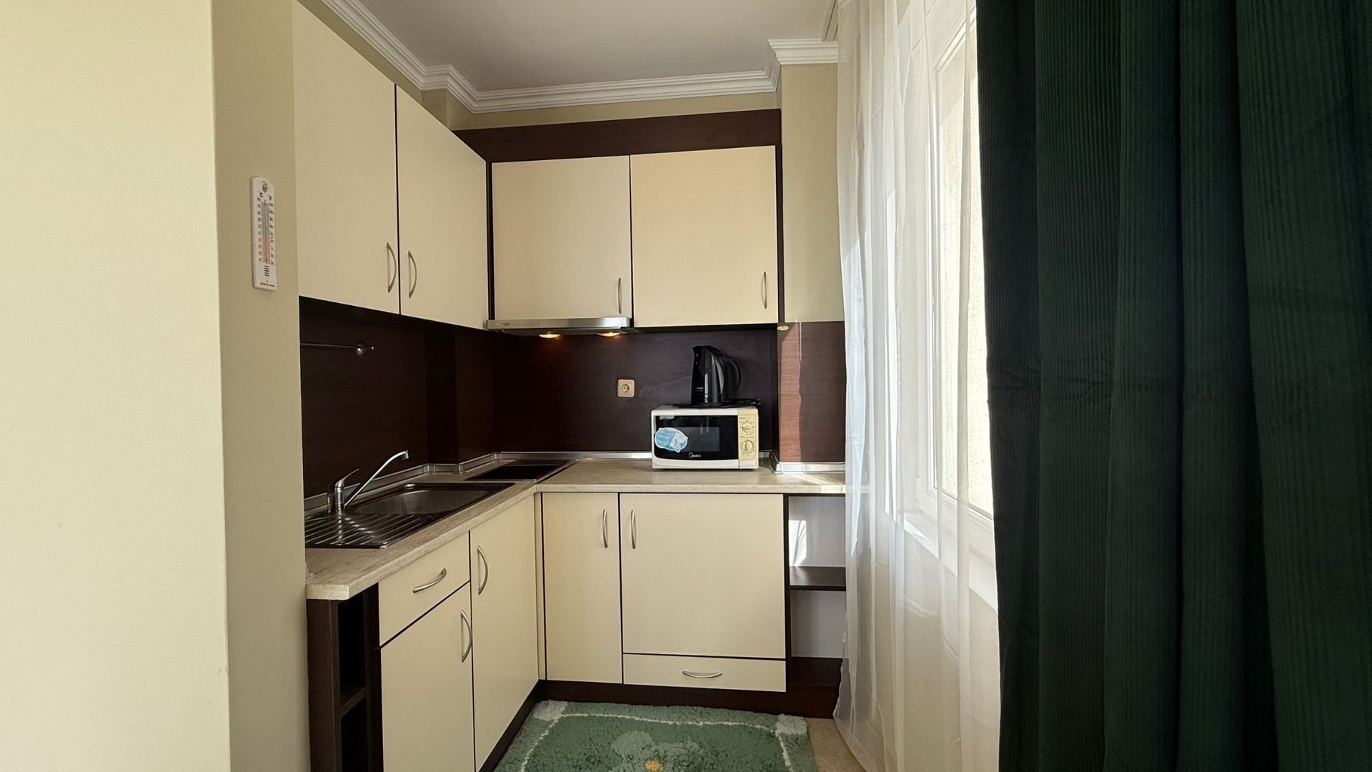 Трехкомнатная квартира в комплексе Vista Residence