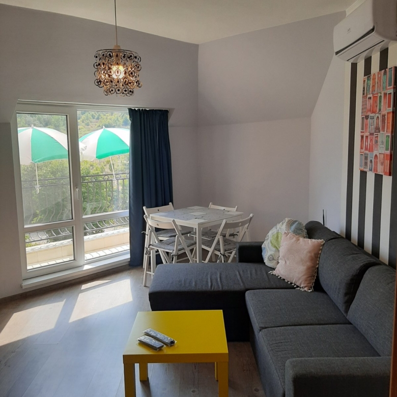 Двухкомнатная квартира в к-с South Beach Appartments