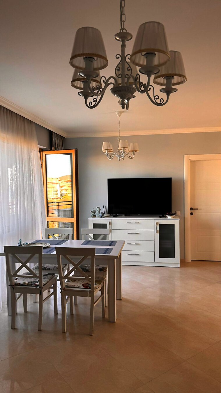 Трехкомнатная квартира в комплексе Villa Florence