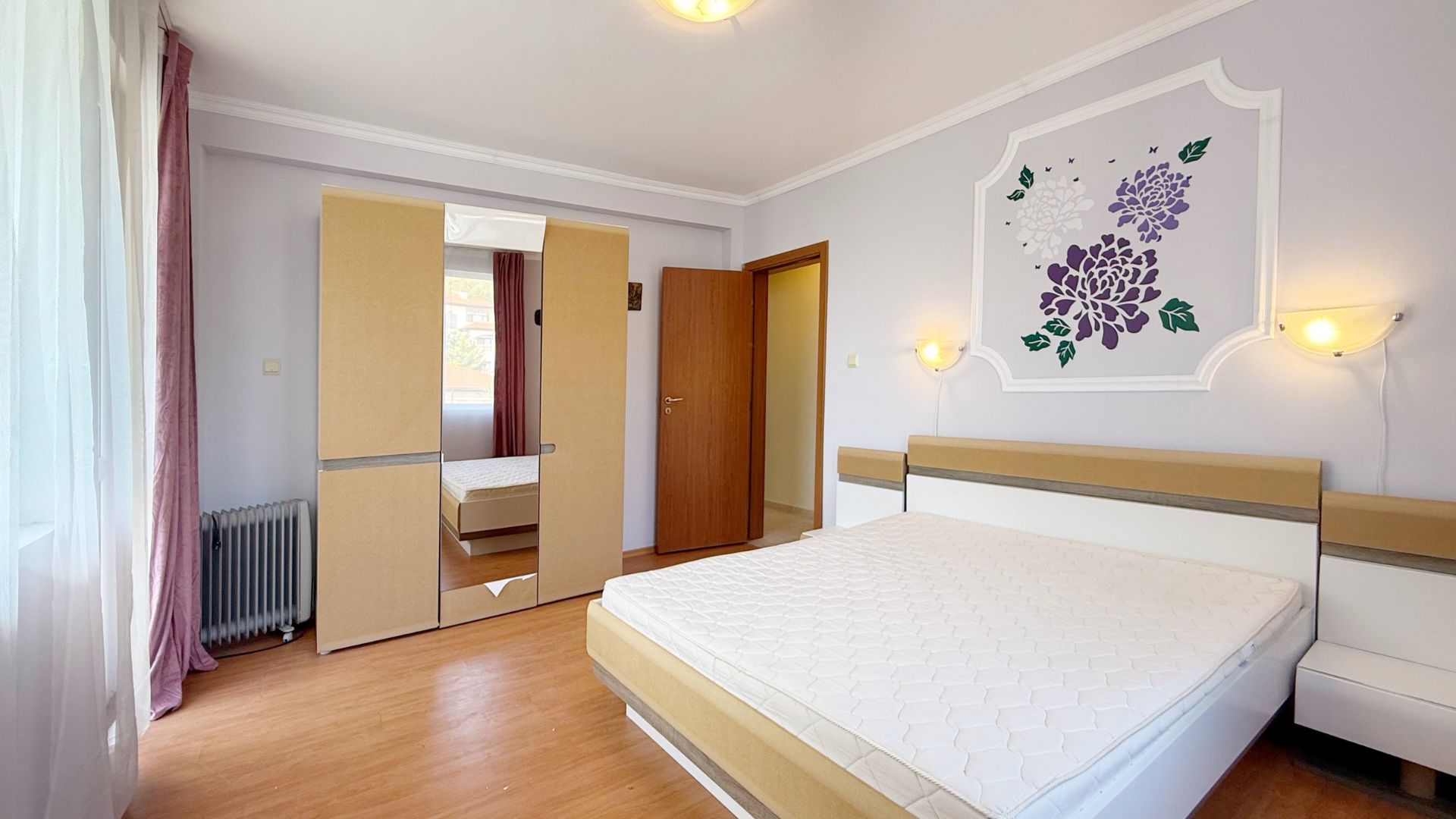 Трехкомнатная квартира в комплексе Vista Residence