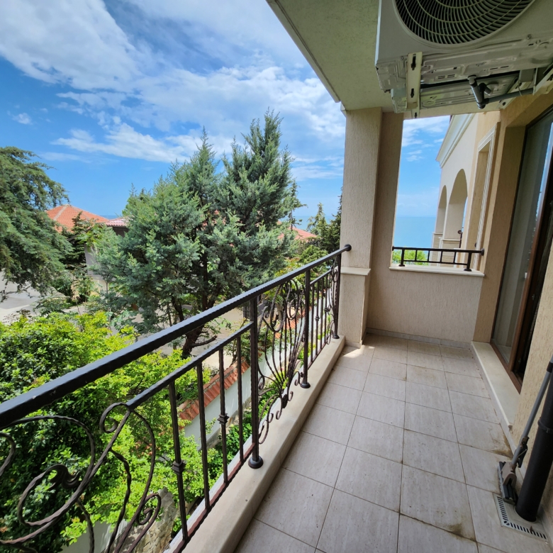 Новая двухкомнатная квартира в к-с Porto Paradiso