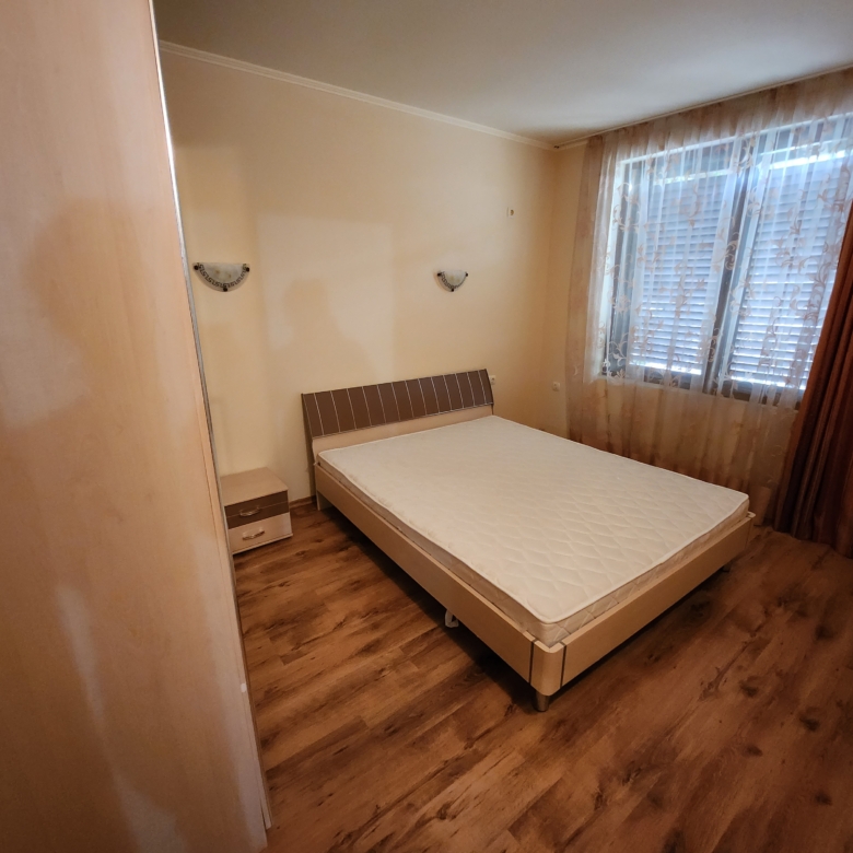 Квартира с 3-мя спальнями в к-с Vila Romana