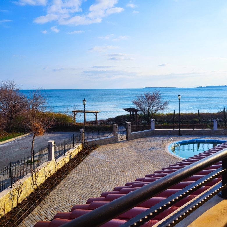 Трехкомнатная квартира в комплексе Costal Dreams