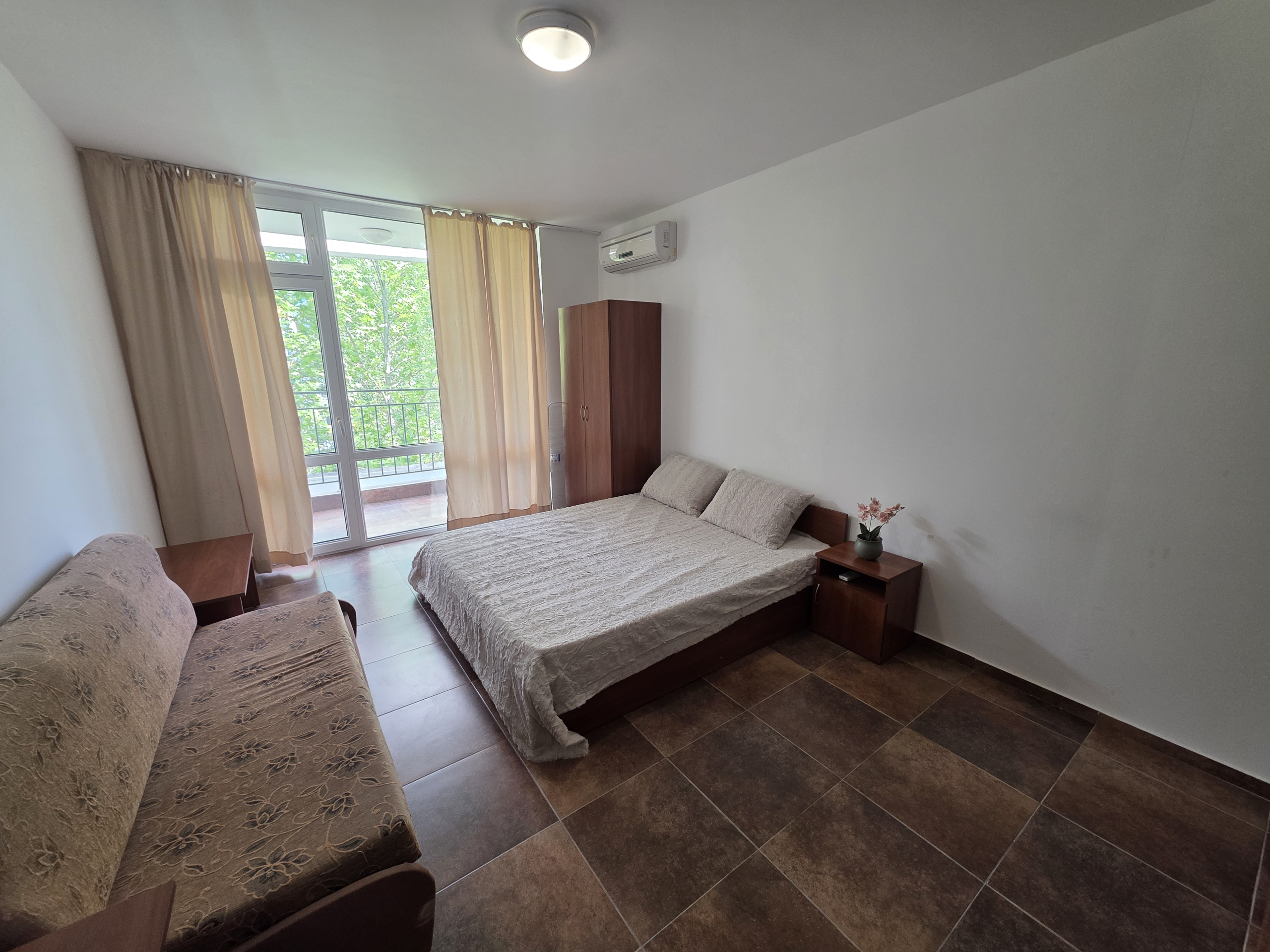 Студия в комплексе Abelia