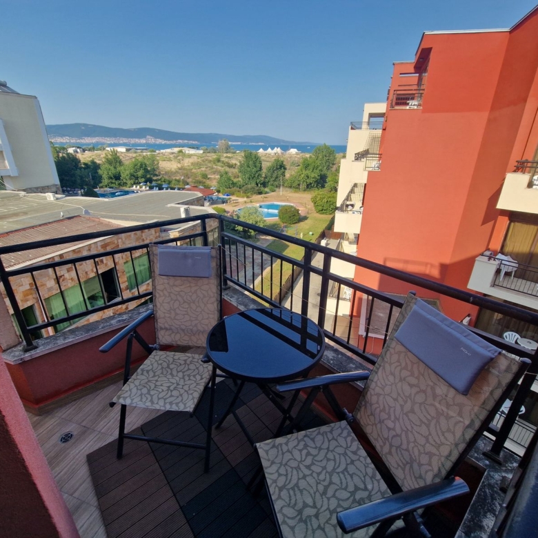 Двухкомнатная квартира в к-с Nobel