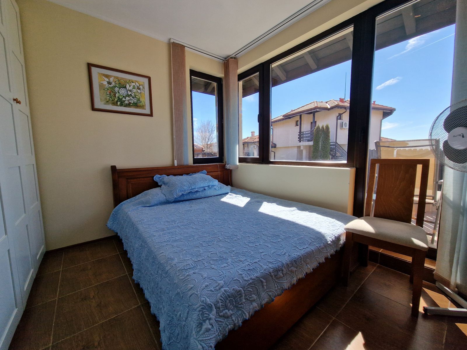 (24) Трехкомнатная квартира в комлексе Bay View Villas