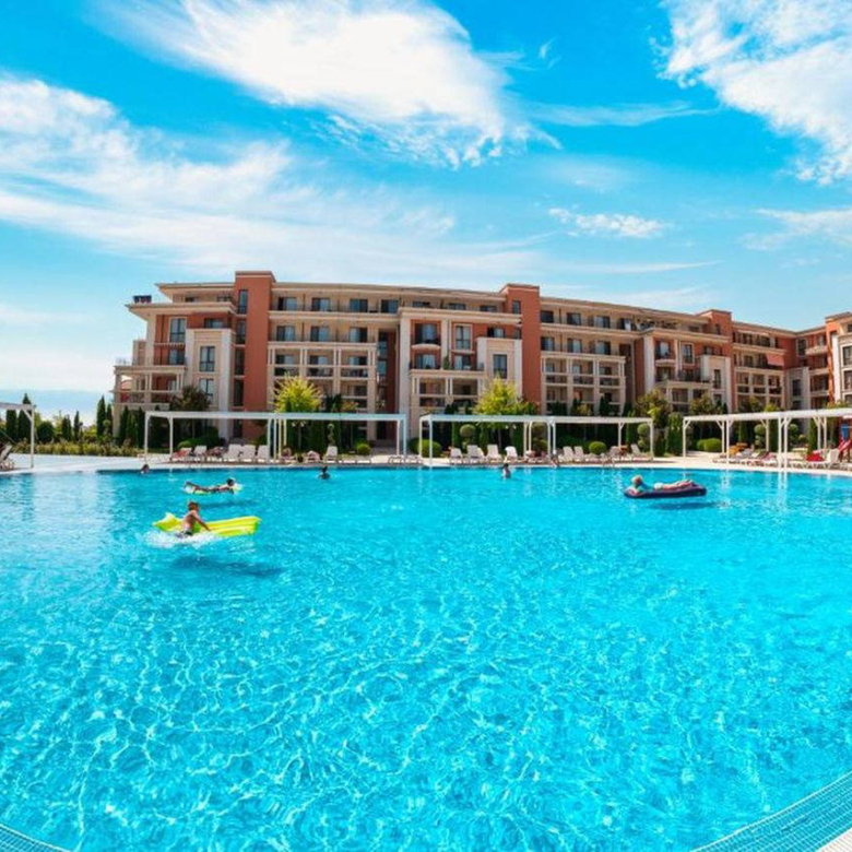 Студия в комплексе Prestige Fort Beach