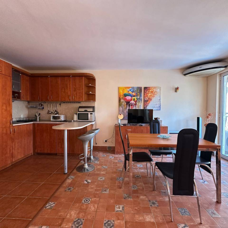 Двухкомнатная квартира в комплексе Casa del Mar