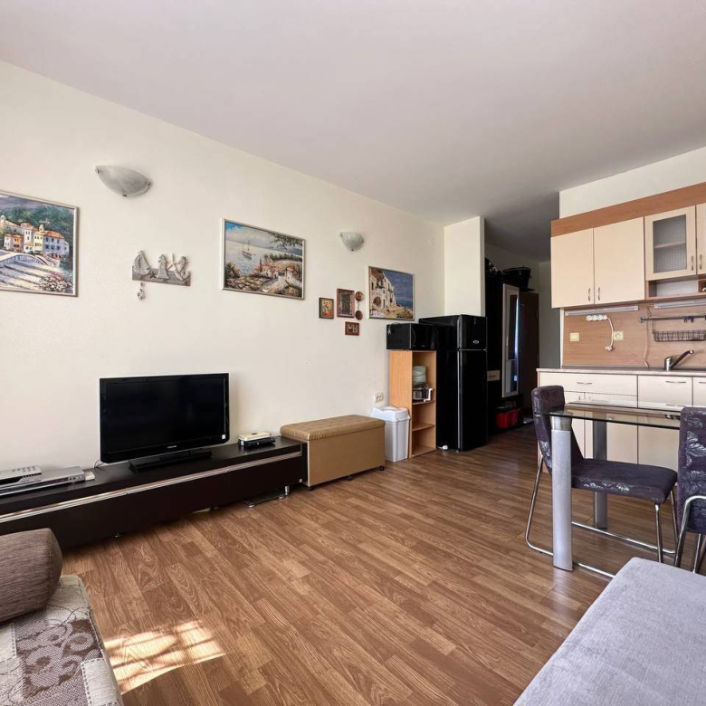 Двухкомнатная квартира в комплексе Rutland Beach 2