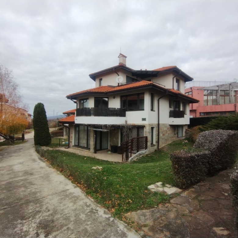 Трехкомнатная квартира в комплексе Bay View Villas