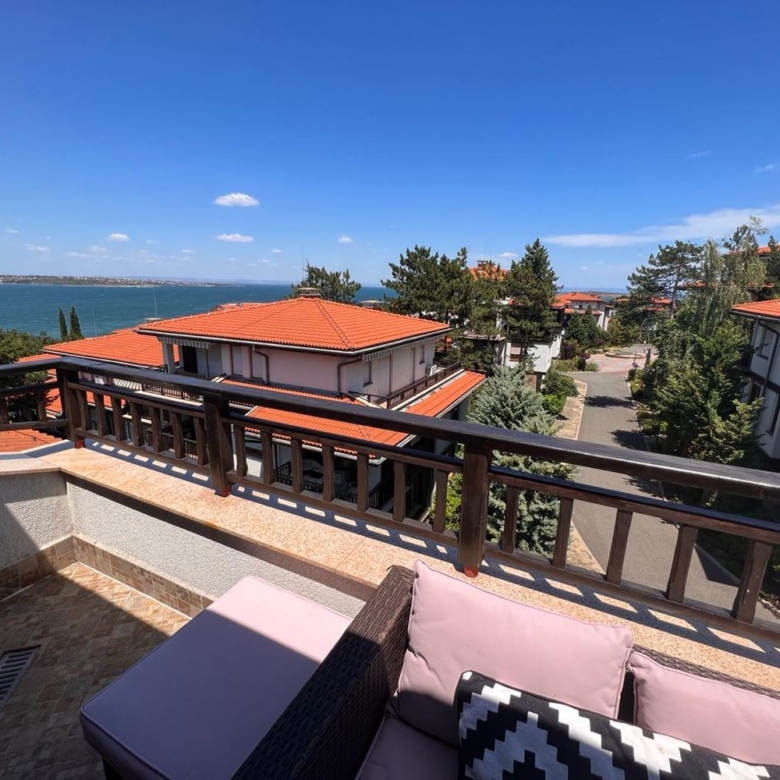 Трехкомнатная квартира в к-с Marina View Fort Beach