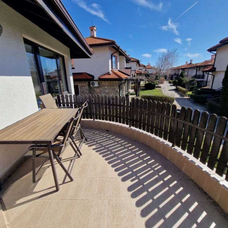 Трехкомнатная квартира в комлексе Bay View Villas