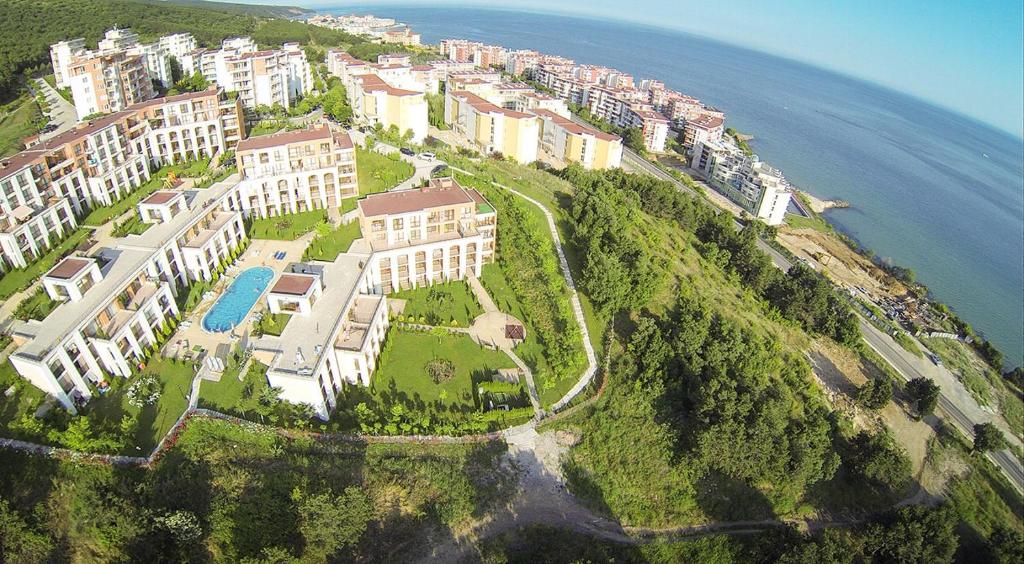 Двухкомнатная квартира в к-с Sea Fort Club