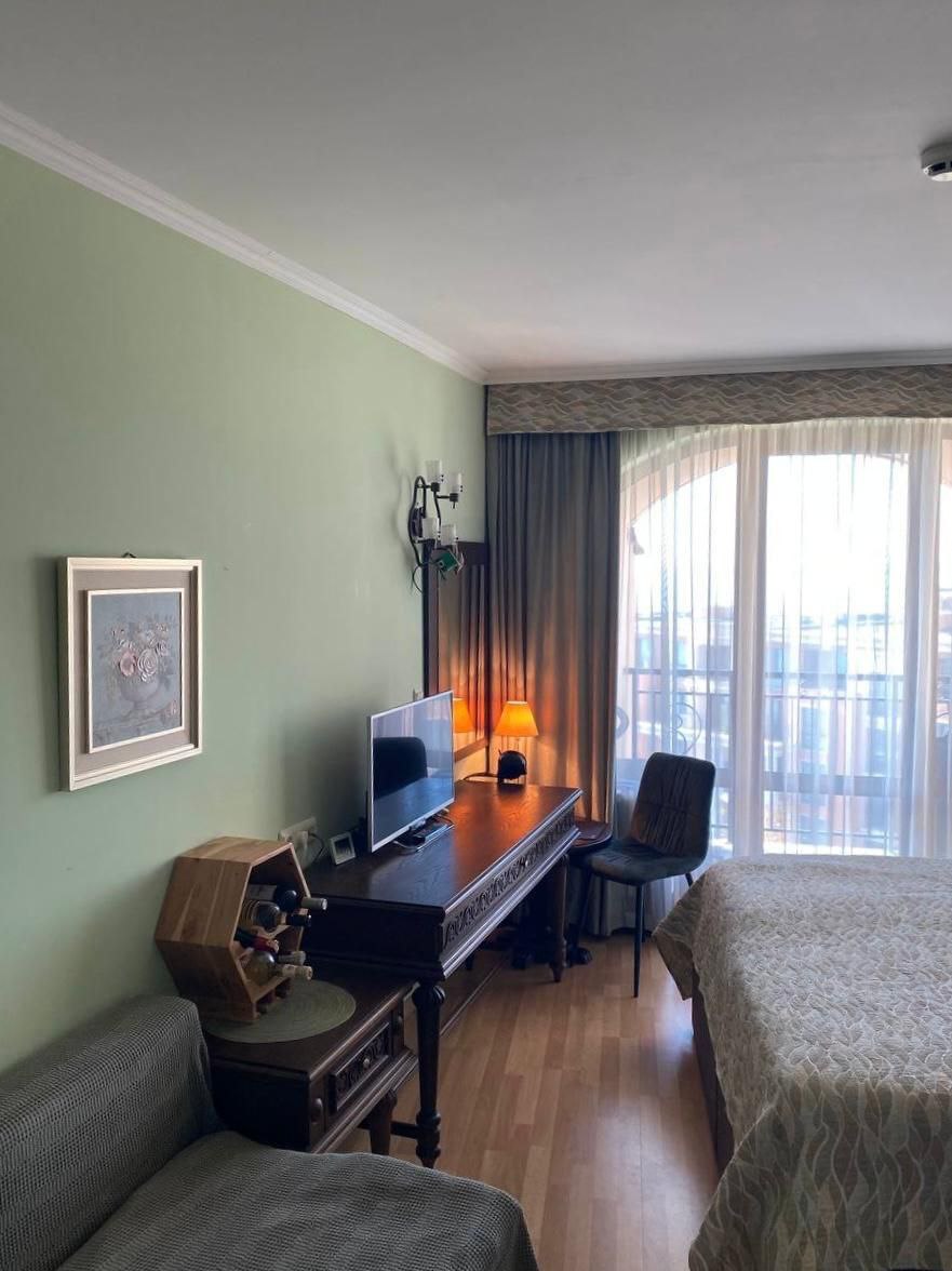 Студия в комплексе Grand Hotel