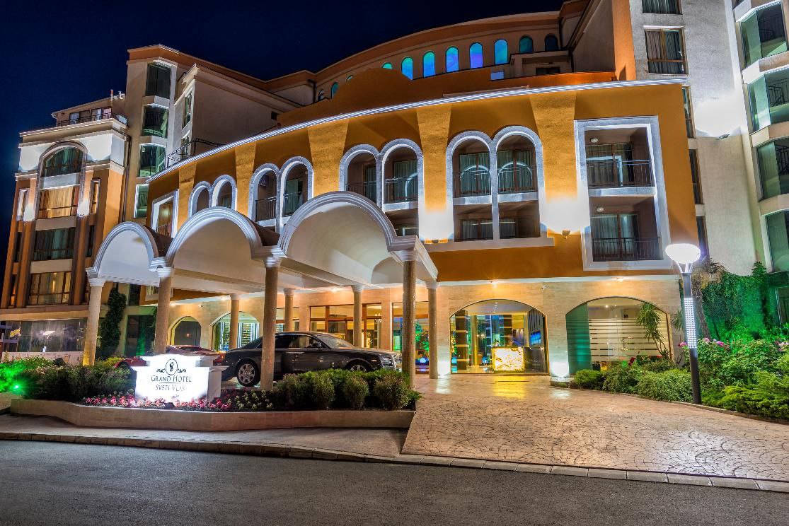 Студия в комплексе Grand Hotel
