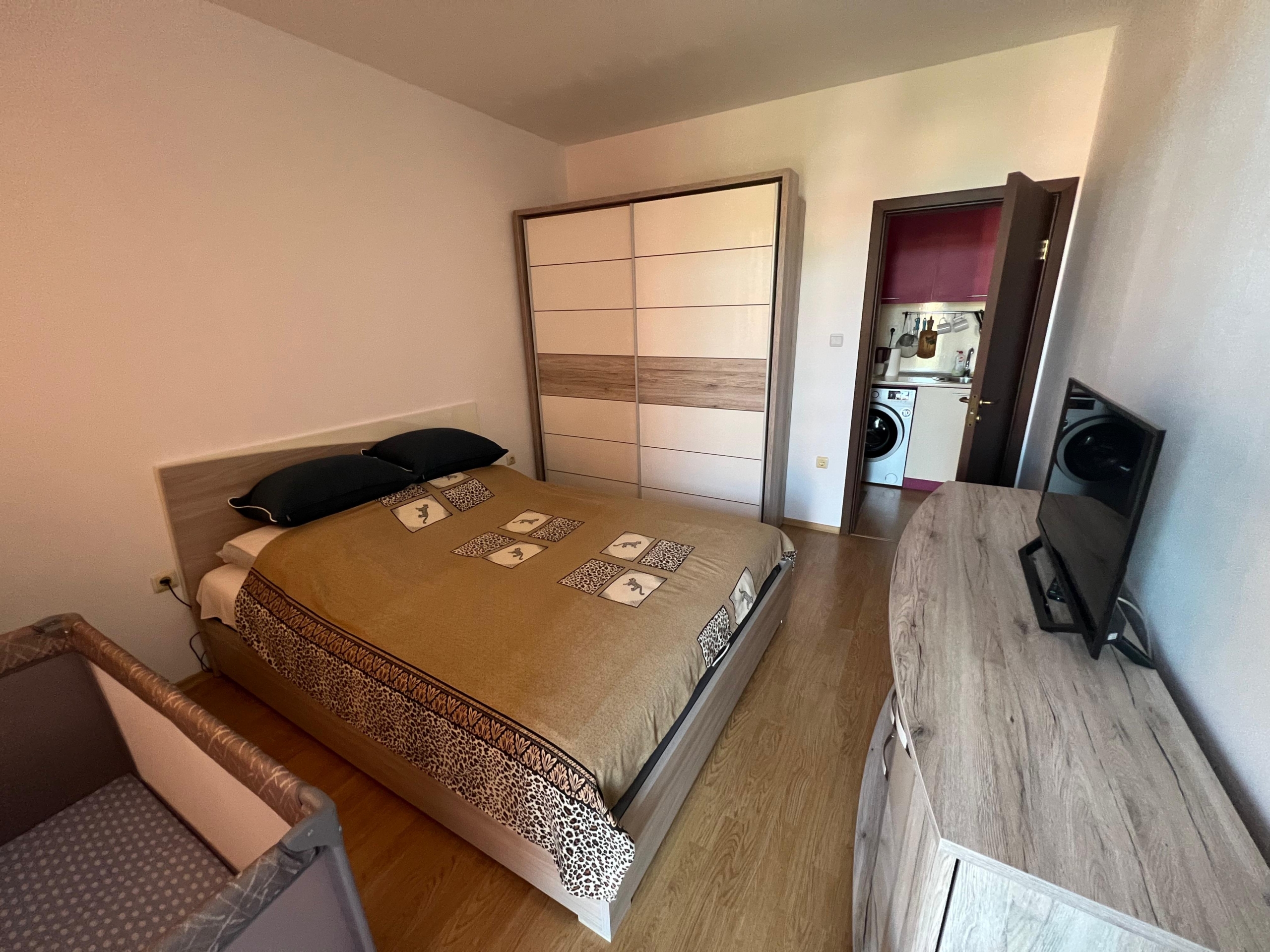 Двухкомнатная квартира в к-с Sunny Day 6