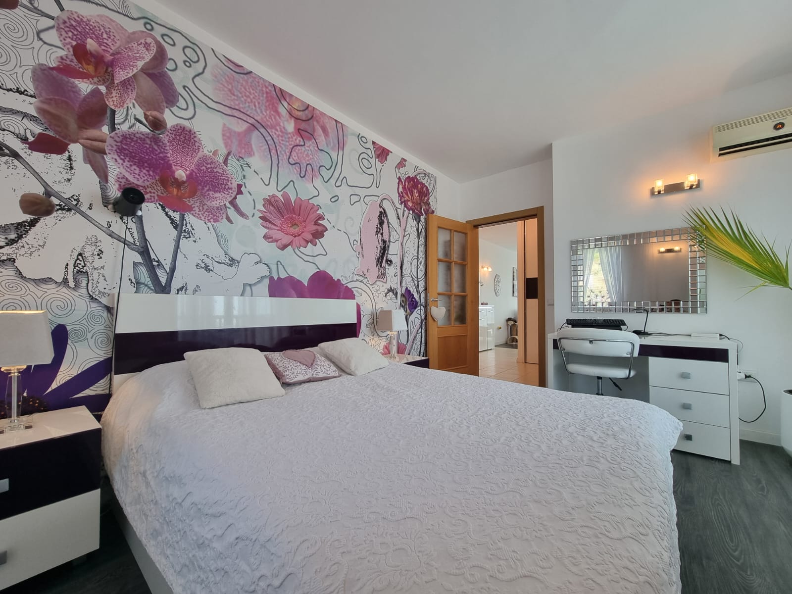 Двухкомнатная квартира в комплексе Chateau Panorama
