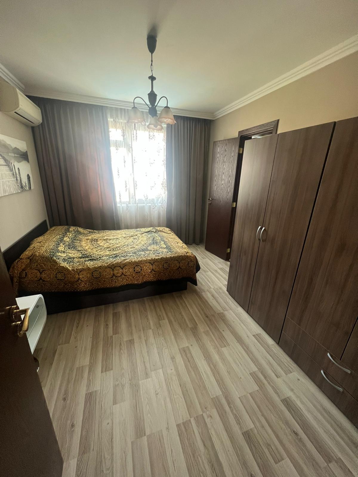 Четырёхкомнатная квартира в к-с Каприз