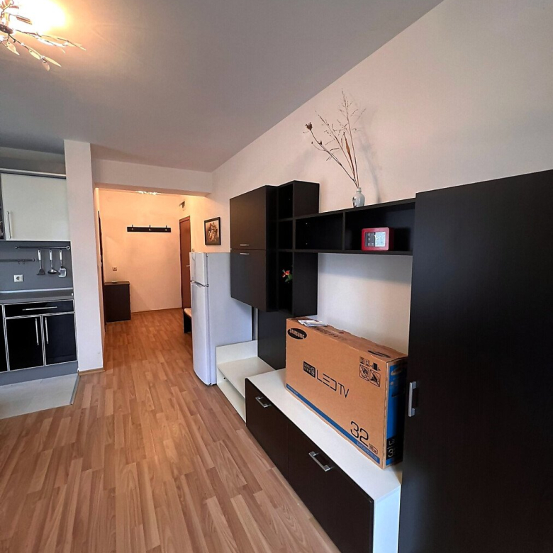 Студия в комплексе Village House