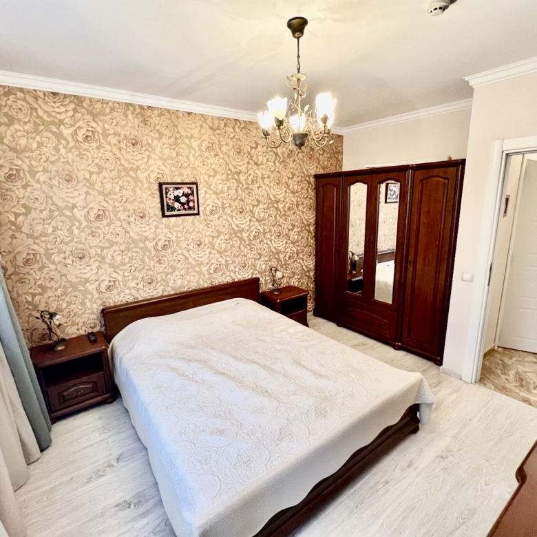 Трехкомнатная квартира в к-с Villa Florence