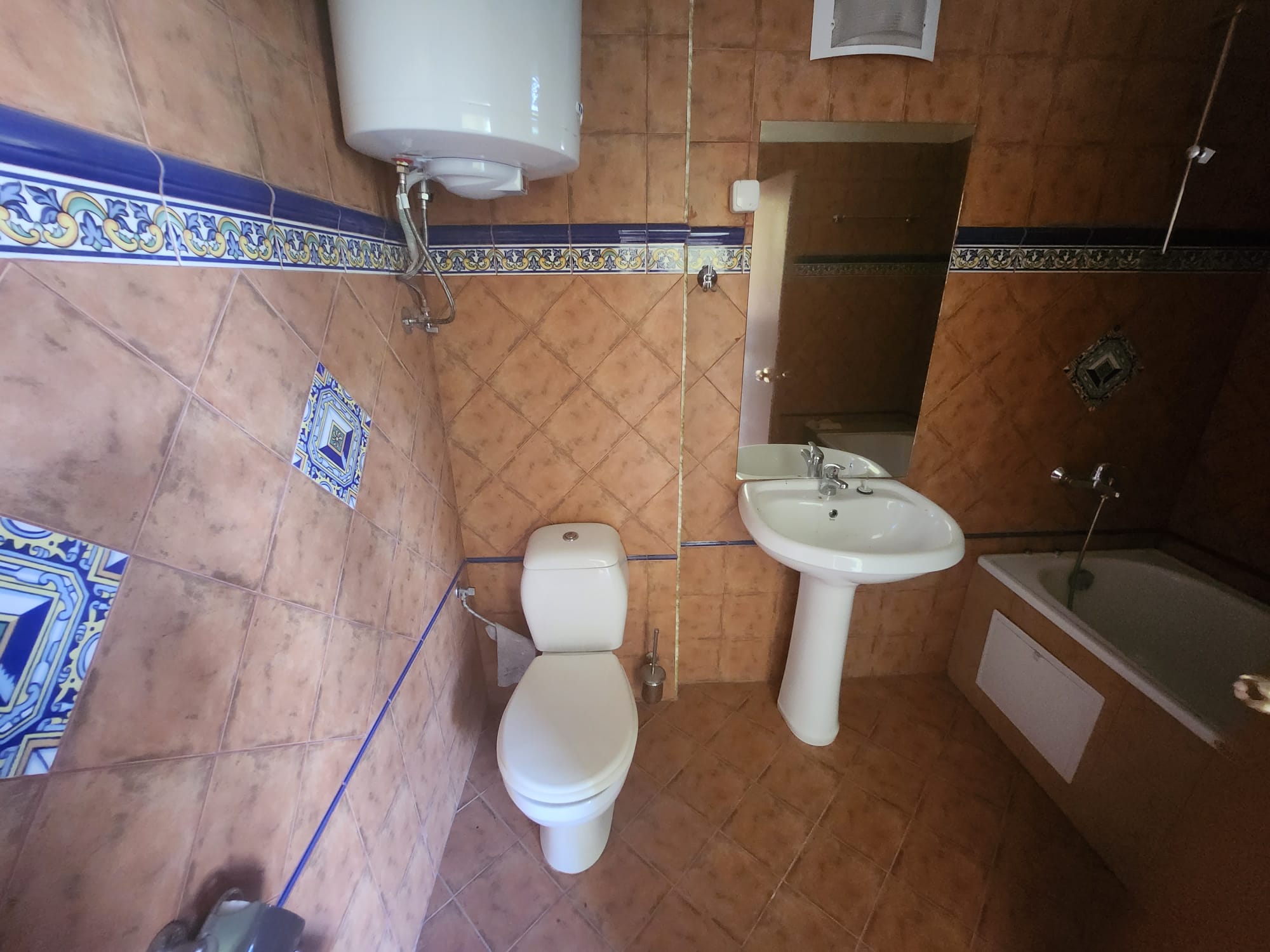 Квартира с 3-мя спальнями в к-с Vila Romana