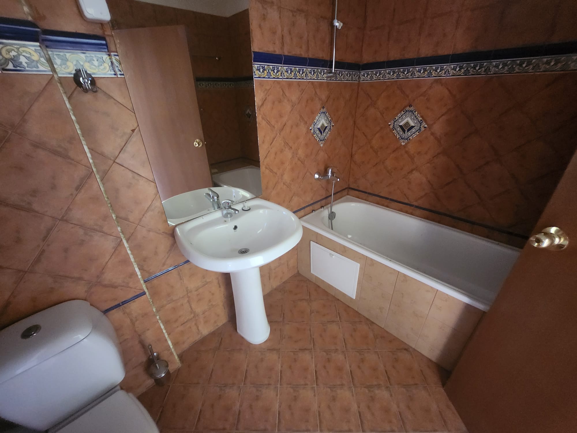 Квартира с 3-мя спальнями в к-с Vila Romana