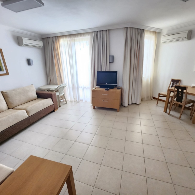 Студия в комплекс Emerald Beach resort