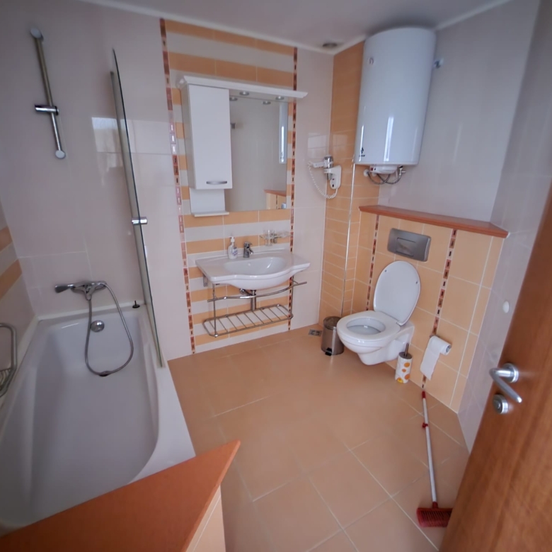 Студия в комплекс Emerald Beach resort