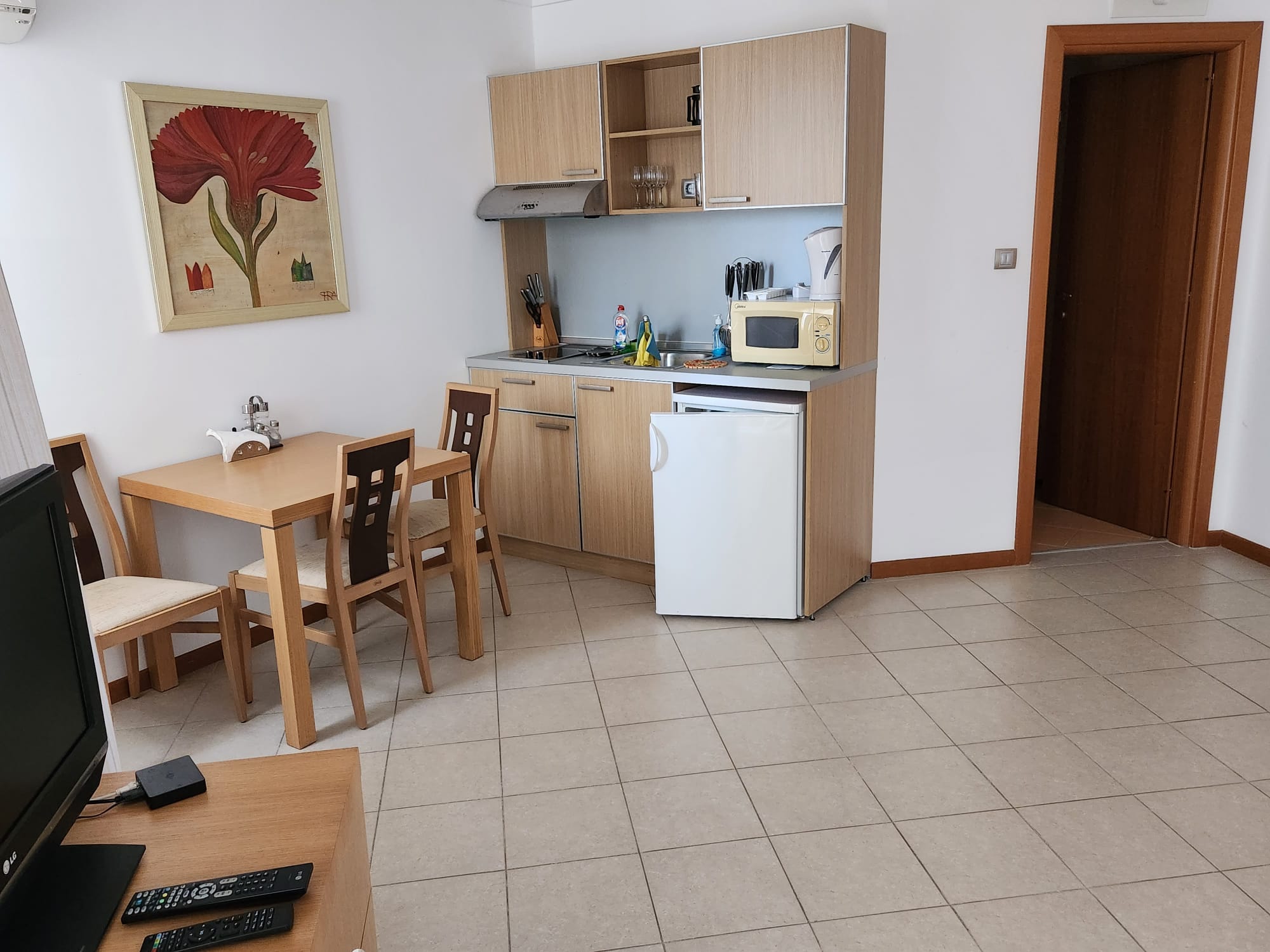 Студия в комплекс Emerald Beach resort