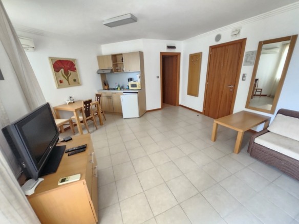 Студия в комплекс Emerald Beach resort