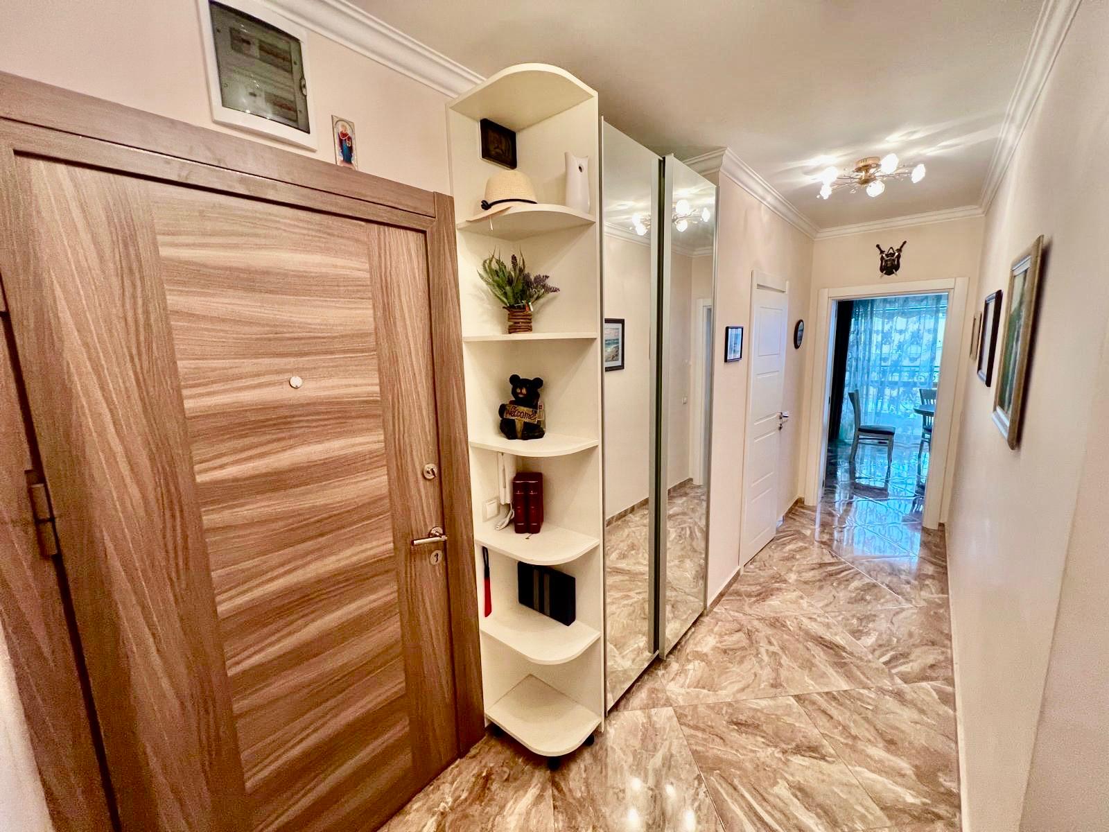 Четырехкомнатная квартира в к-с Villa Florence