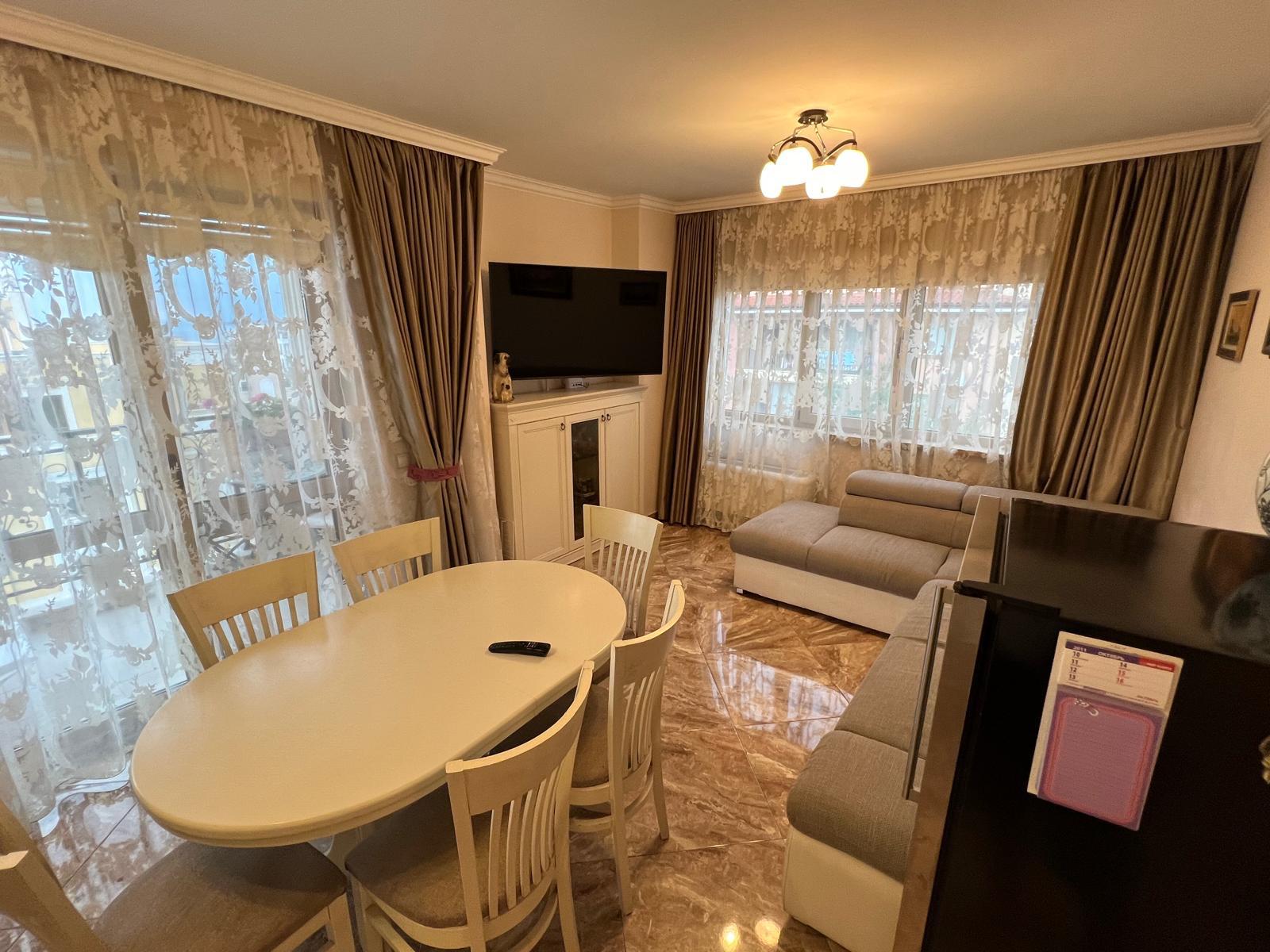 Четырехкомнатная квартира в к-с Villa Florence