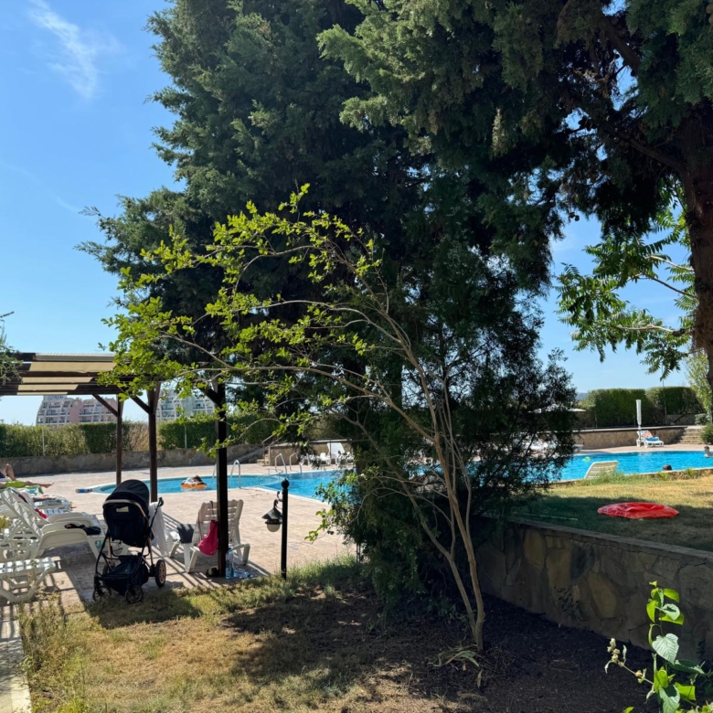 Трехкомнатная квартира в к-с Rutland beach