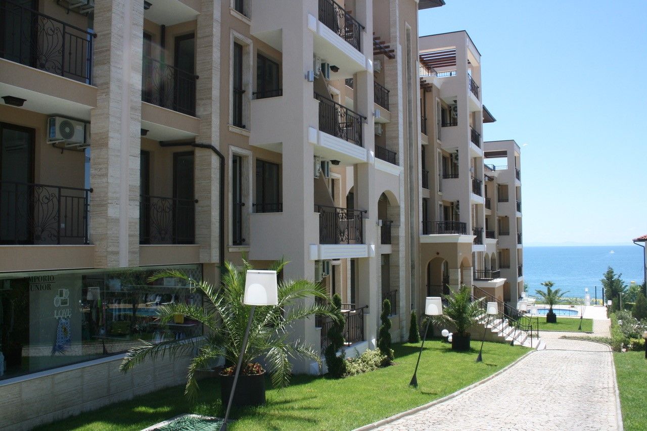 Трехкомнатная квартира в комплексе Porto Paradiso