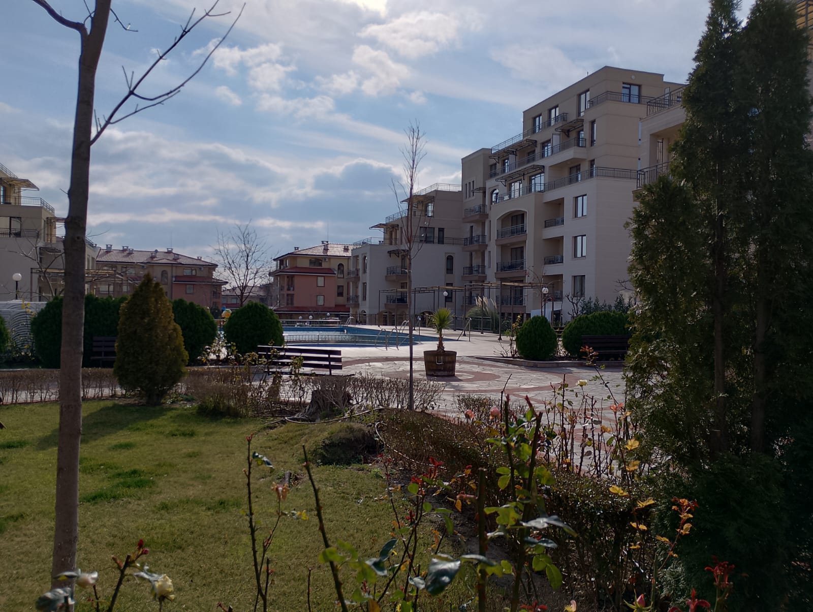 Студия в комплексе Sorrento Sole Mare