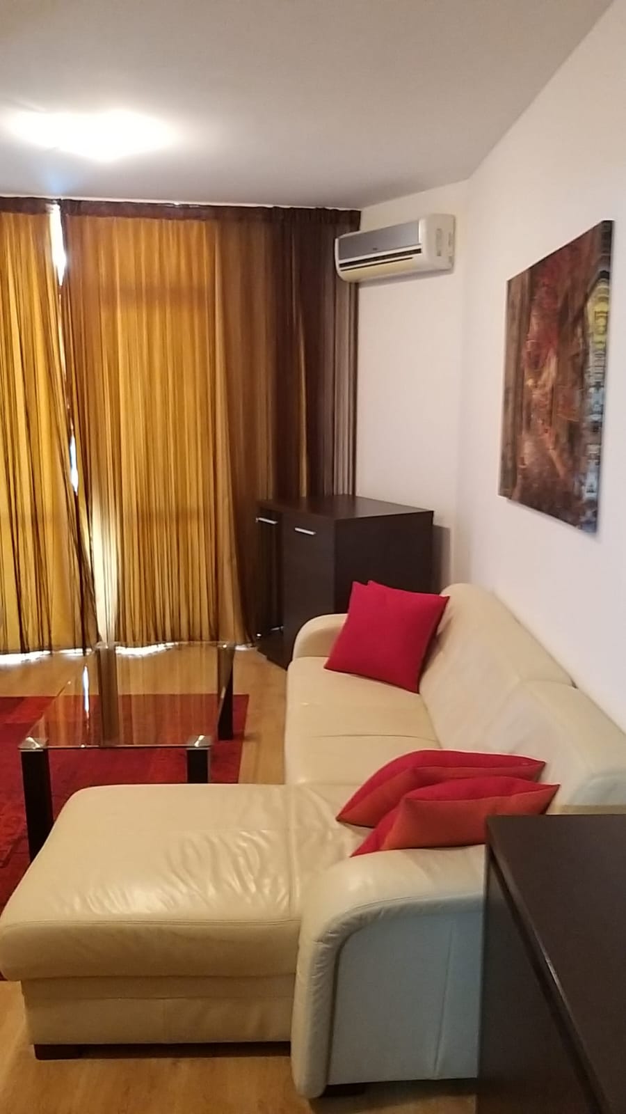 Двухкомнатная квартира в к-с Luxor