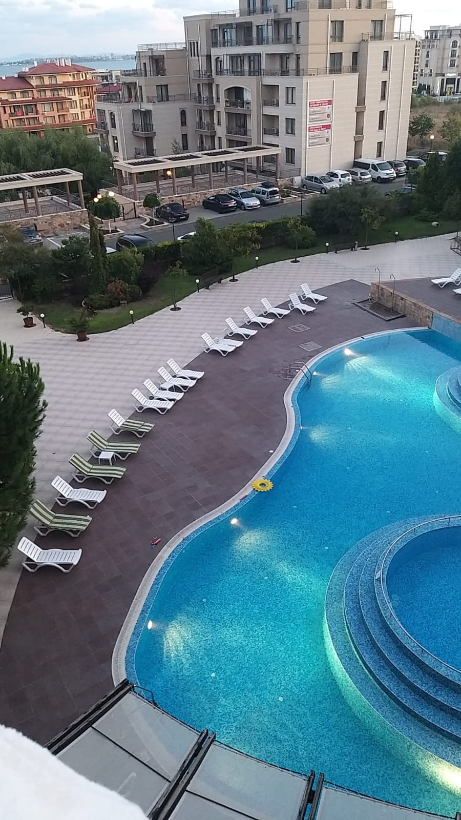Двухкомнатная квартира в к-с Luxor