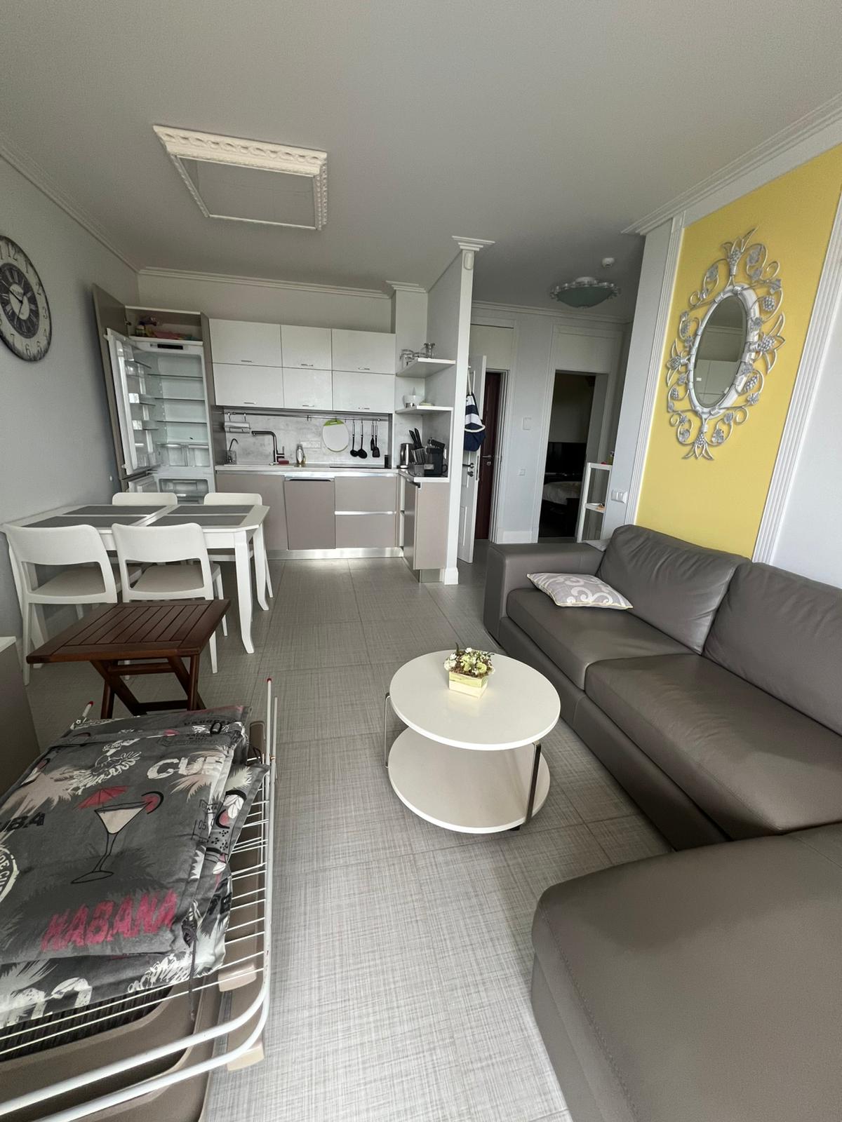 Трехкомнатная квартира в комплексе Royal Bay 1