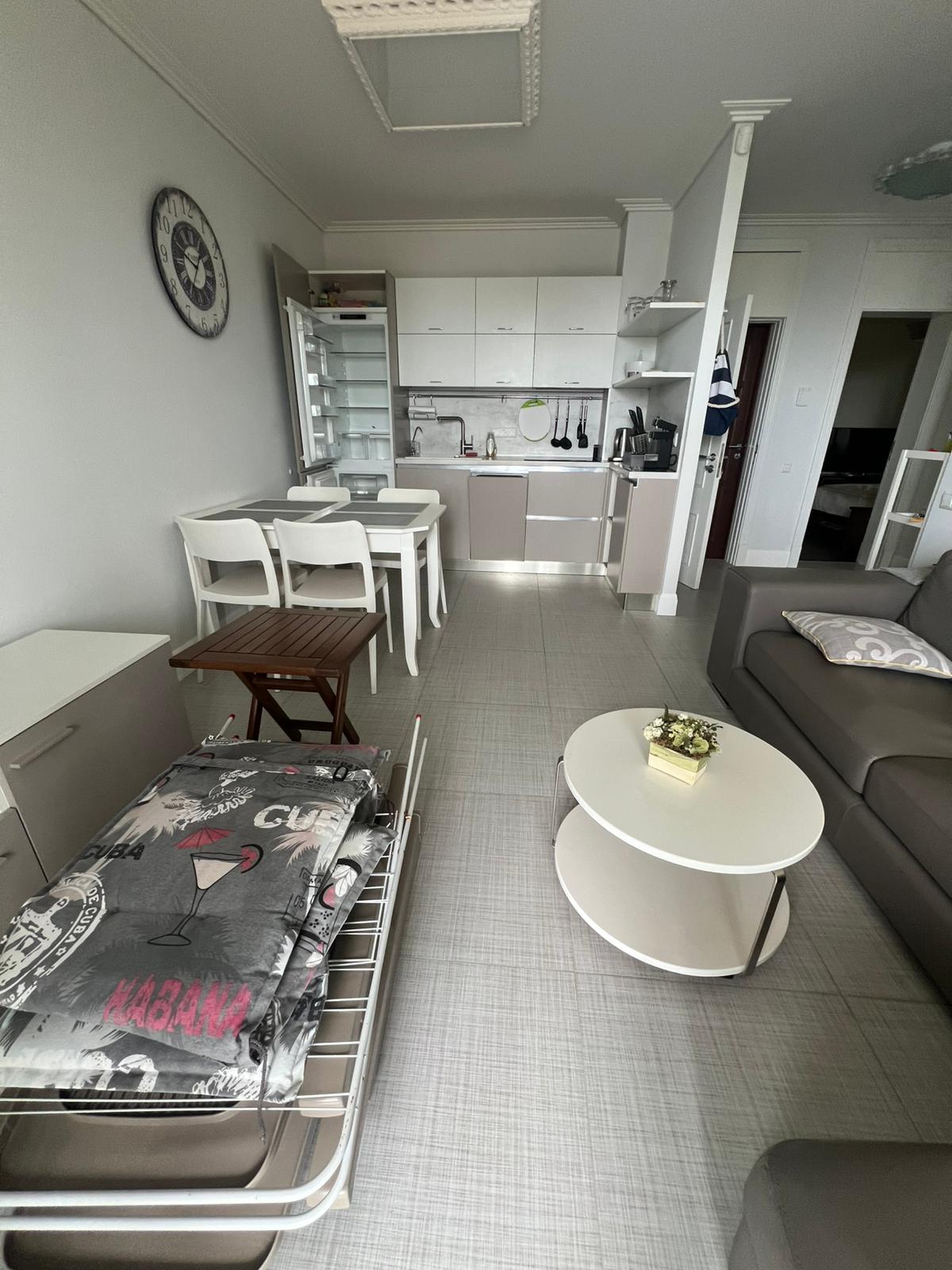 Трехкомнатная квартира в комплексе Royal Bay 1