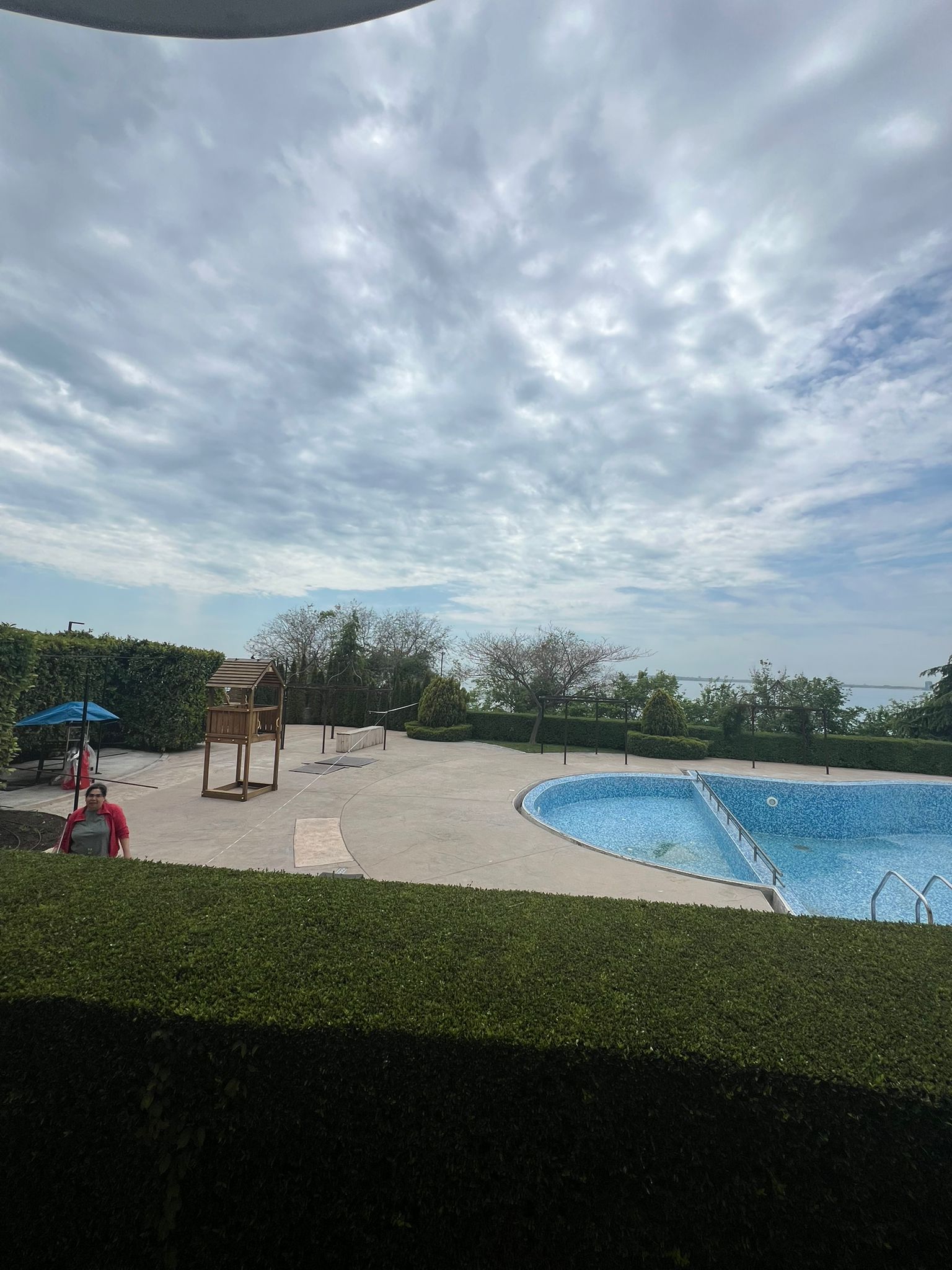 Трехкомнатная квартира в комплексе Royal Bay 1