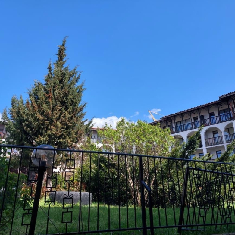Трехкомнатная квартира в комплексе Vodenitsa