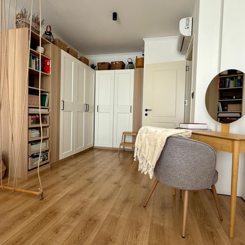 Четырехкомнатная квартира в к-с Bay View Family 1