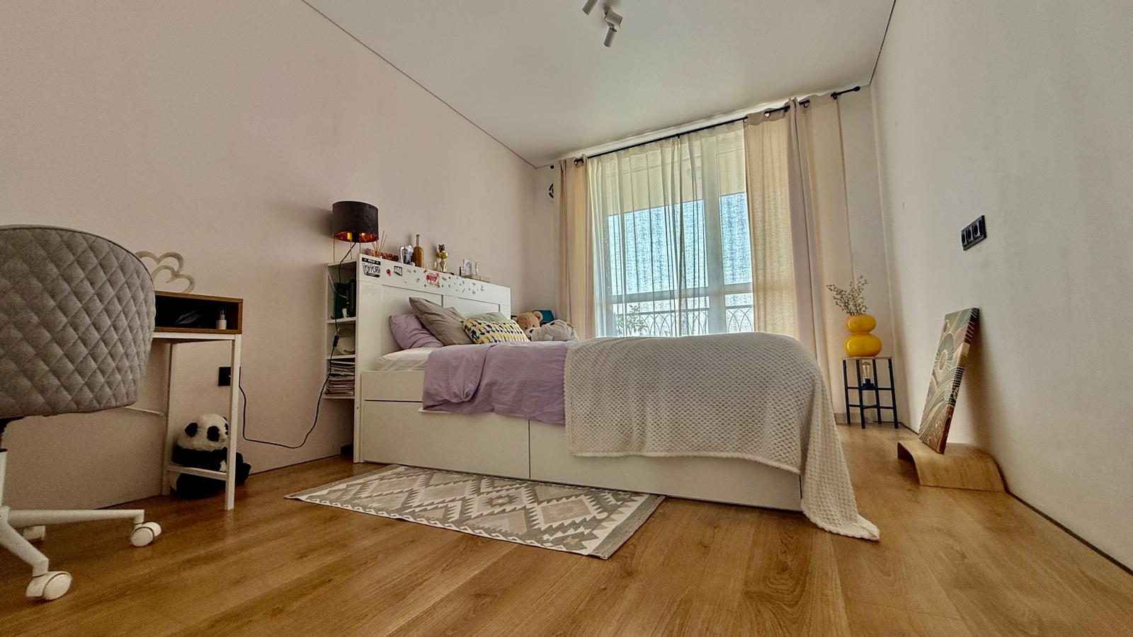 Четырехкомнатная квартира в к-с Bay View Family 1