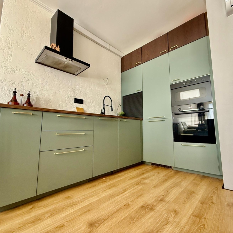 Четырехкомнатная квартира в к-с Bay View Family 1