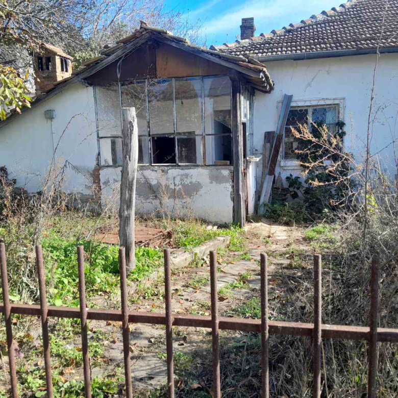 Дом в селе Приселци